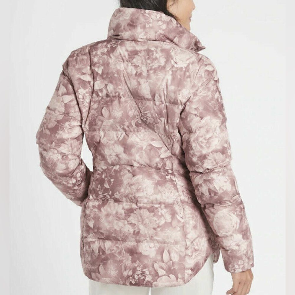 Athleta Downtown Printed Jacket
Antoinette Velvety Pink - Picture 3 of 10